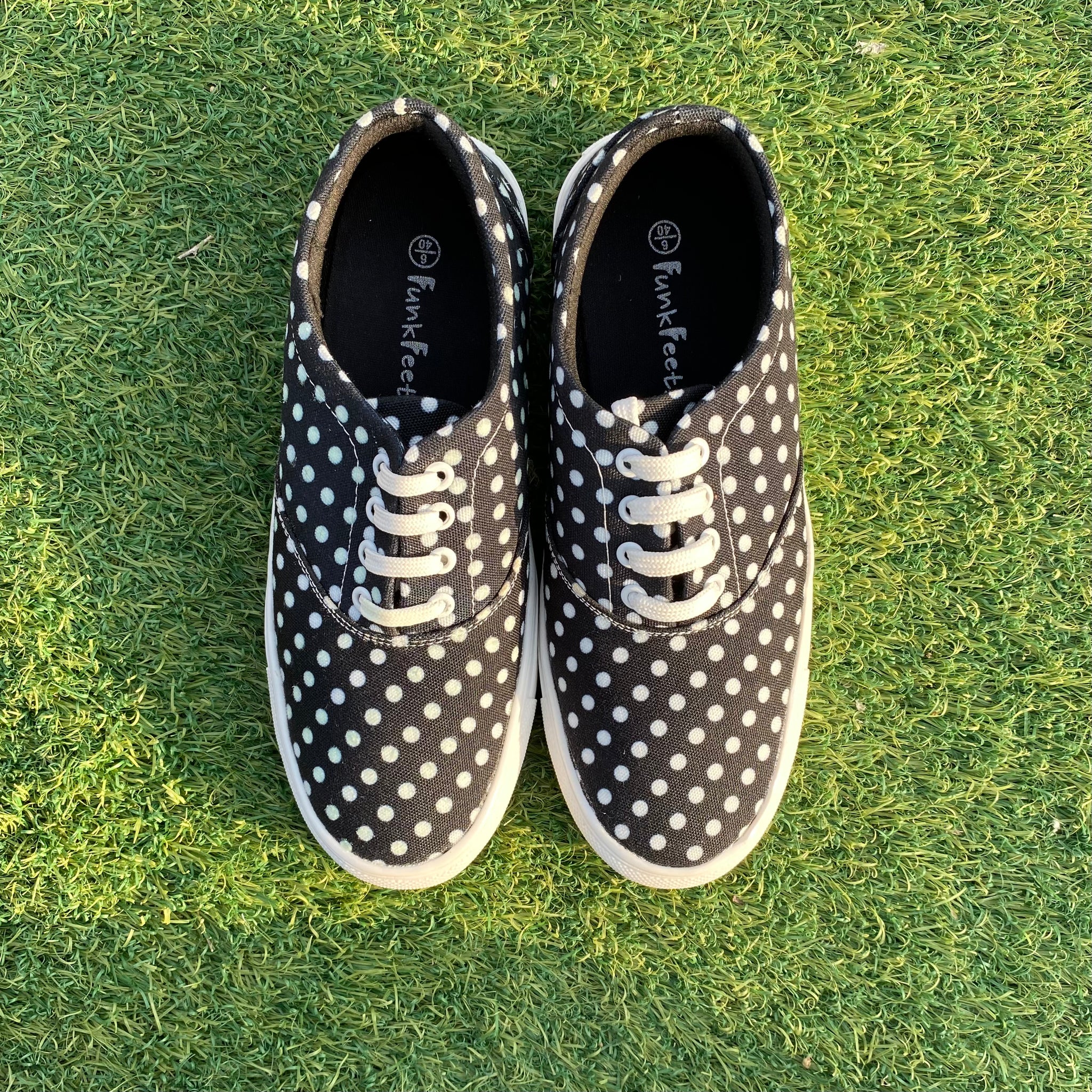 Black polka top dot shoes